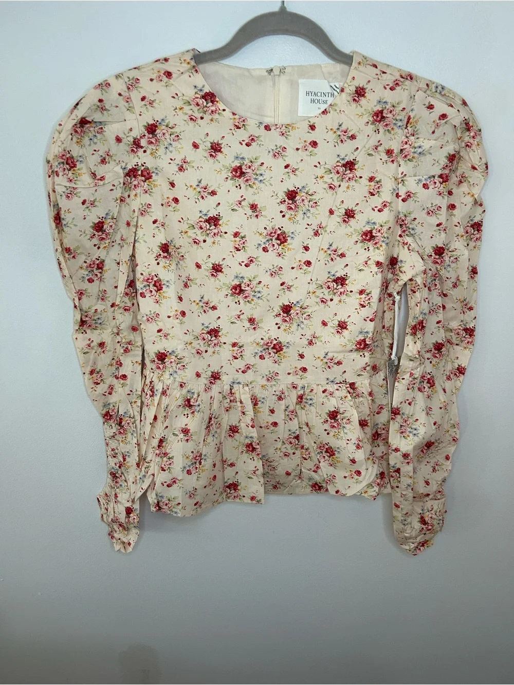 Hyacinth House NWT Floral Peplum Long-Sleeve Top in Cream size XS